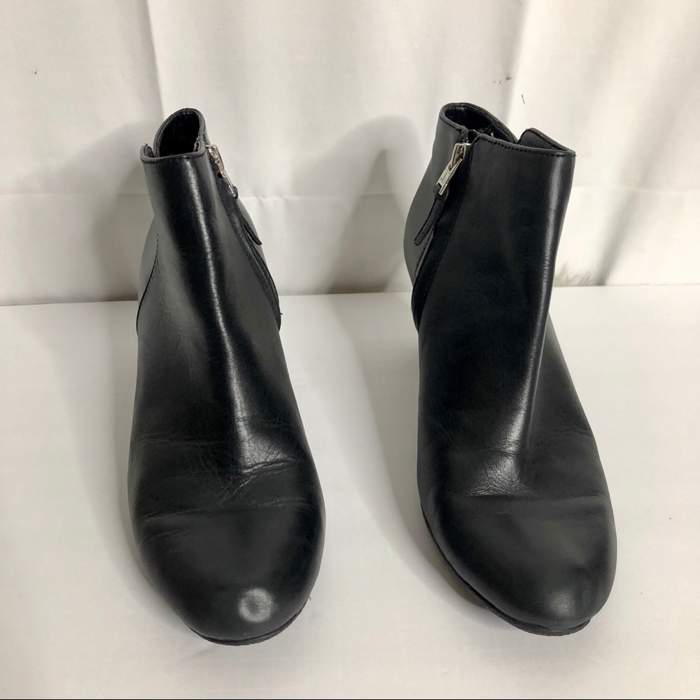 SOLDSam Edelman Black Leather Cone Heel Ankle Boot - Picture 2 of 9